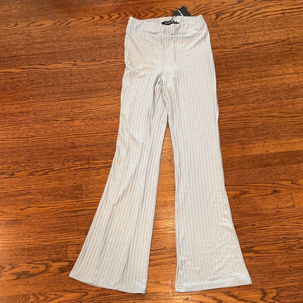 💙 NWT Charlotte Russe Light Blue Ribbed Flare Pants | Women’s Small |